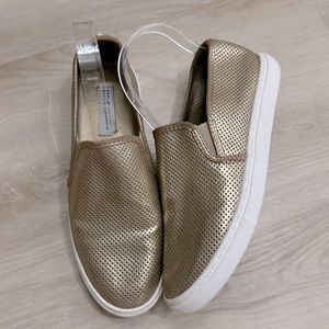 Steve Madden Zach Metallic Gold Perforated Slip On Sneaker